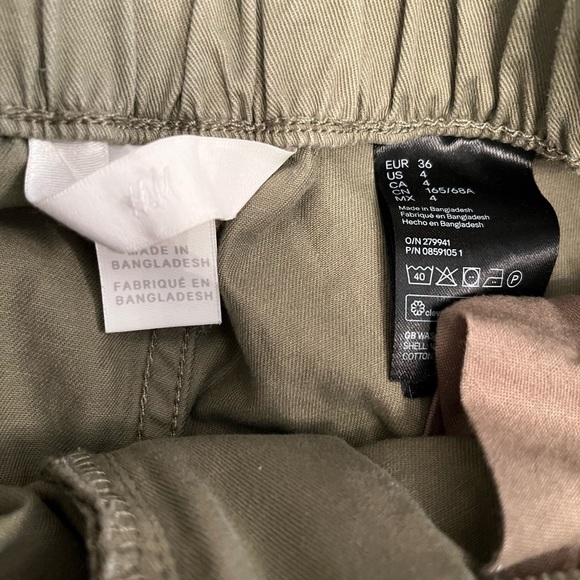 H&M Cotton Paper Bag Shorts - Picture 7 of 7
